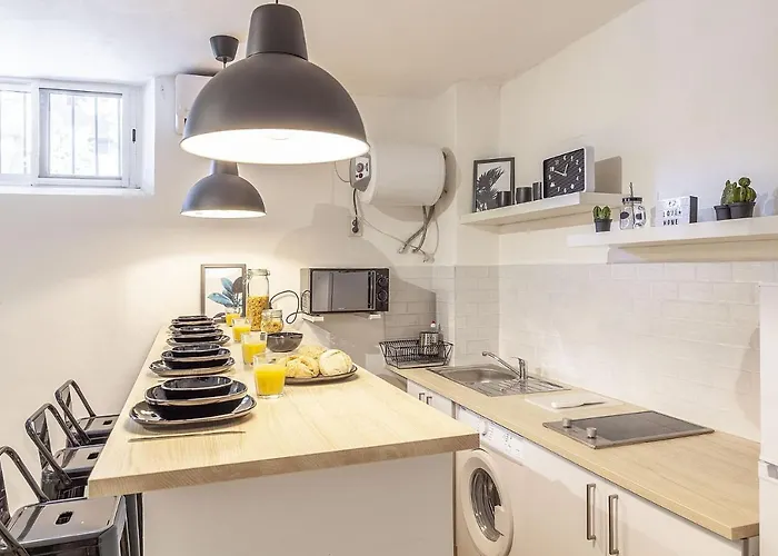 Elegante Apt De Diseno 2 Hab Sevilla Wifi-5 Pax